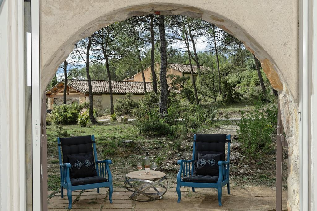 Les Lodges Du Pic Le Triadou 外观 照片