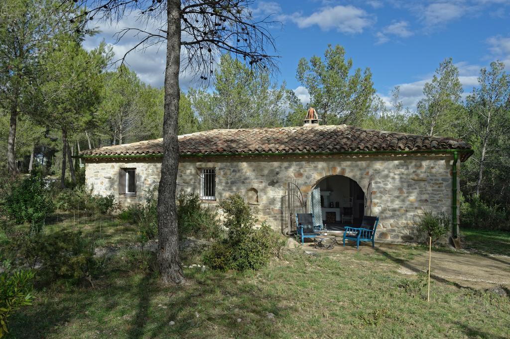 Les Lodges Du Pic Le Triadou 外观 照片