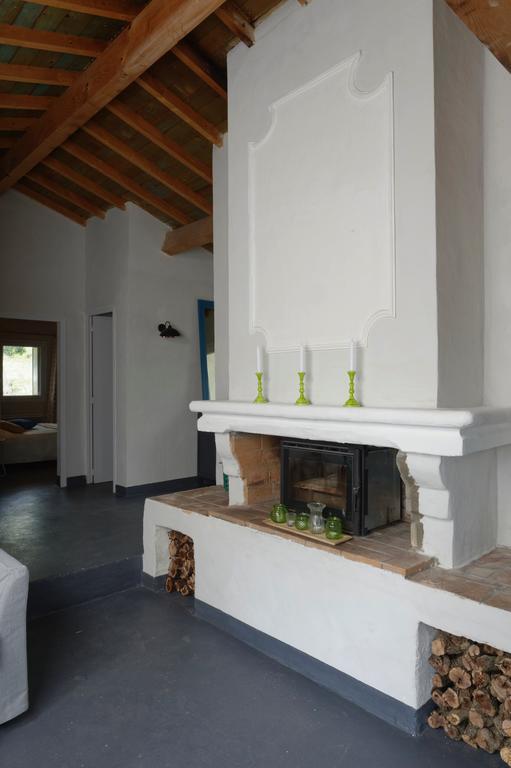 Les Lodges Du Pic Le Triadou 外观 照片