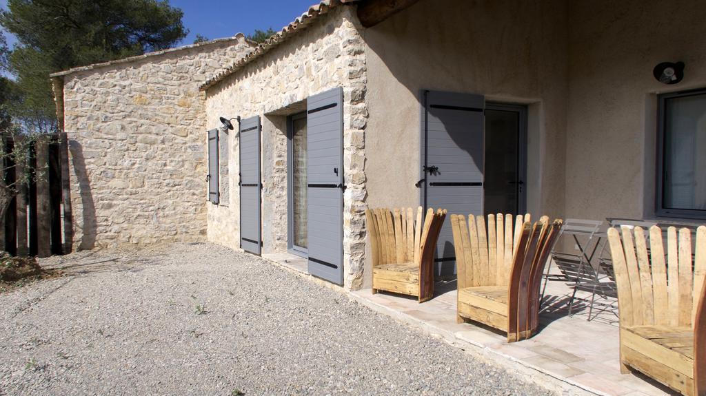 Les Lodges Du Pic Le Triadou 外观 照片