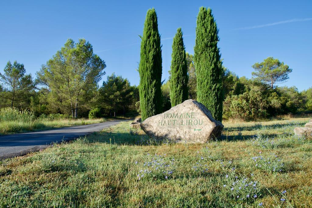 Les Lodges Du Pic Le Triadou 外观 照片
